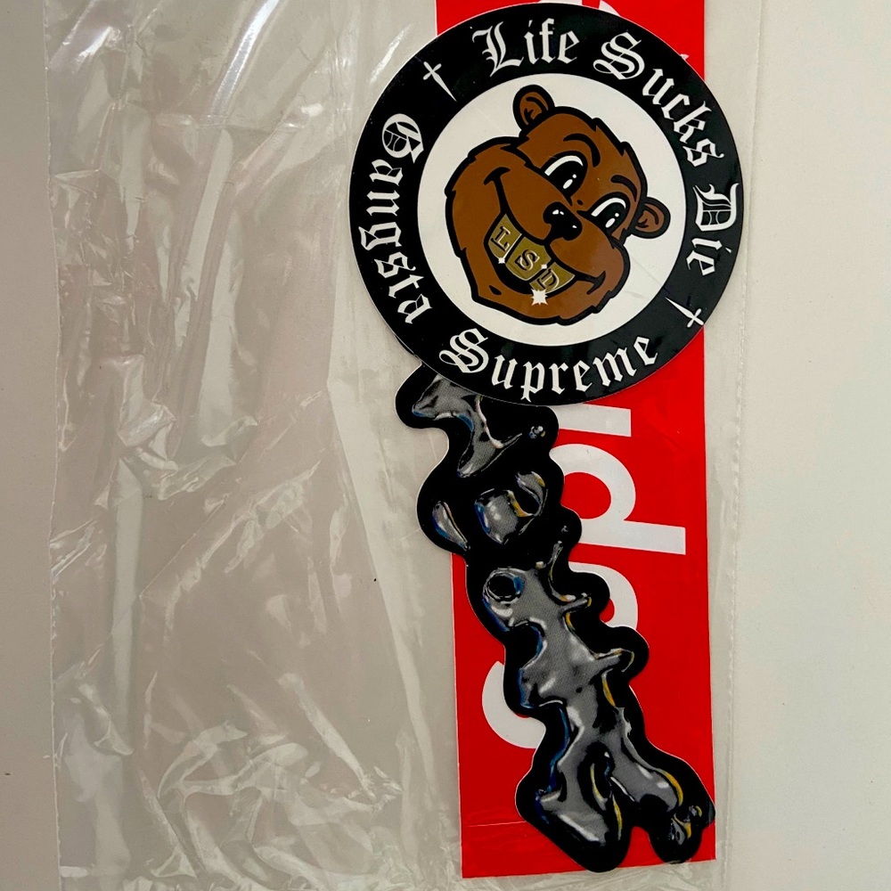 ‼️ Supreme sticker 3 pack unopened ‼️